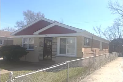 715 E 155th Court, Phoenix, IL 60426 - Photo 7