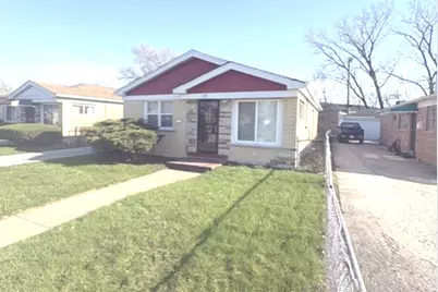 715 E 155th Court, Phoenix, IL 60426 - Photo 1
