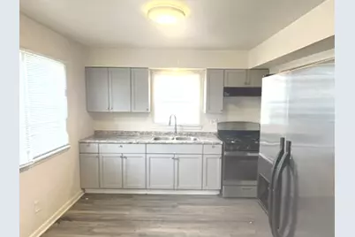 715 E 155th Court, Phoenix, IL 60426 - Photo 7