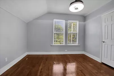 7829 S Escanaba Avenue, Chicago, IL 60649 - Photo 19