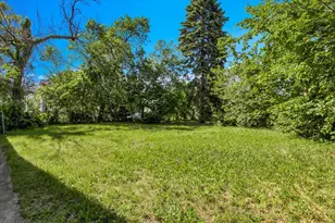 7829 S Escanaba Ave, Chicago, IL 60649 - Photo 25