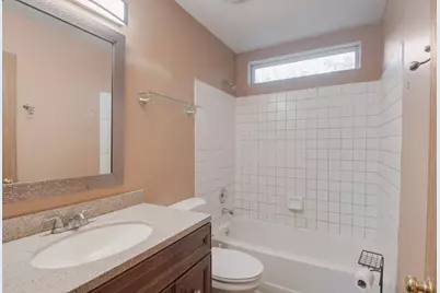 42 W Dahlia Lane, Round Lake Beach, IL 60073 - Photo 3