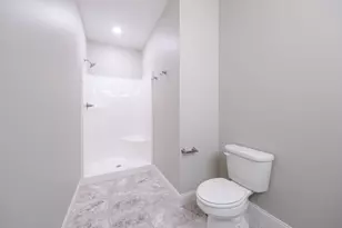 708 Justice St, Tuscola, IL 61953 - Photo 23