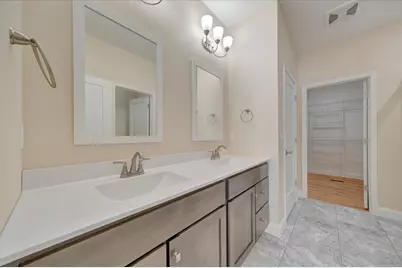 704 Justice Street, Tuscola, IL 61953 - Photo 29