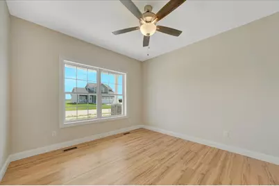 704 Justice Street, Tuscola, IL 61953 - Photo 5