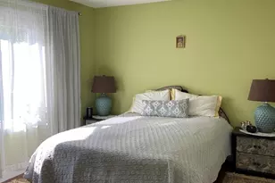 1115 Sandwick Ct, Highland Park, IL 60035 - Photo 9