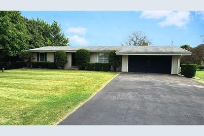 10626 N Grove Road, Sycamore, IL 60178 - Photo 1