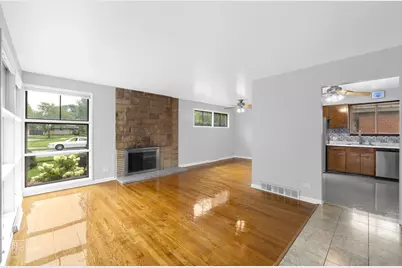415 E Atwater Avenue, Elmhurst, IL 60126 - Photo 7