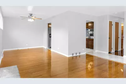 415 E Atwater Avenue, Elmhurst, IL 60126 - Photo 9