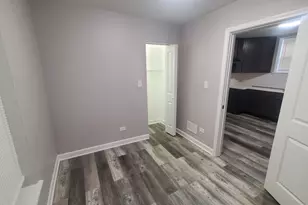 1 W 112th Pl, Chicago, IL 60628 - Photo 23