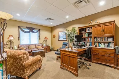 600 Dakota Street #B, Crystal Lake, IL 60012 - Photo 9