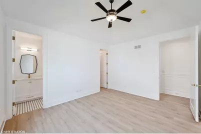 [Address not provided], Willowbrook, IL 60527 - Photo 3