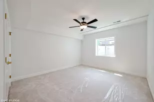 [Address not provided], Willowbrook, IL 60527 - Photo 19