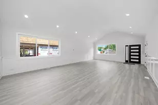 10738 S Worth Ave, Worth, IL 60482 - Photo 15