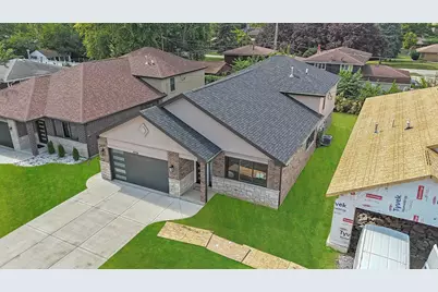 10738 S Worth Avenue, Worth, IL 60482 - Photo 1