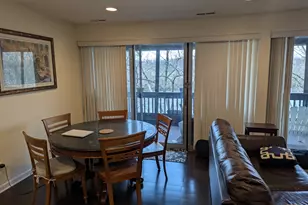 5529 E Lake Dr, Lisle, IL 60532 - Photo 3