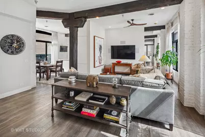 215 W Illinois Street #3A, Chicago, IL 60654 - Photo 3