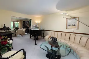 1229 W Bauer Rd, Naperville, IL 60563 - Photo 5