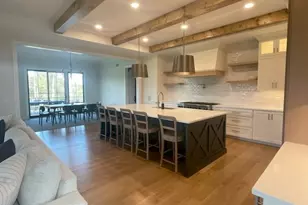 650 E Van Buren St, Villa Park, IL 60181 - Photo 3