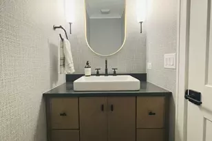 650 E Van Buren St, Villa Park, IL 60181 - Photo 7