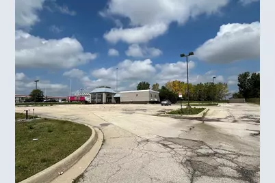 1290 W Normantown Road, Romeoville, IL 60446 - Photo 9