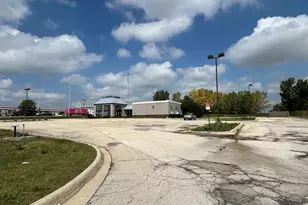 1290 W Normantown Rd, Romeoville, IL 60446 - Photo 9