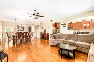 330 Veneto, Bloomingdale, IL 60108 - Photo 7
