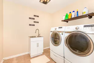 330 Veneto, Bloomingdale, IL 60108 - Photo 23