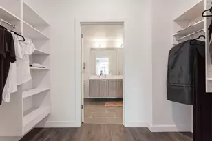 1590 Elmwood Ave, Evanston, IL 60201 - Photo 5