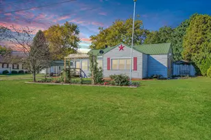 309 S Main St, Elliott, IL 60933 - Photo 41