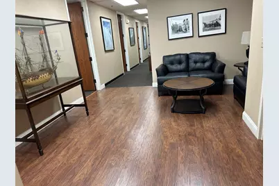 1113 S Milwaukee Avenue, Libertyville, IL 60048 - Photo 27