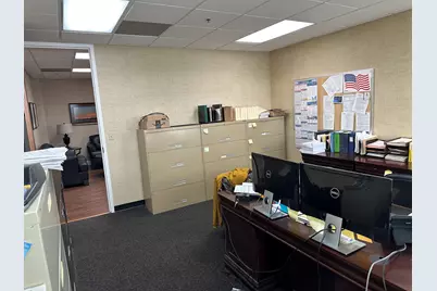 1113 S Milwaukee Avenue, Libertyville, IL 60048 - Photo 21