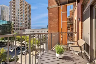 560 W Fulton St, Chicago, IL 60661 - Photo 5