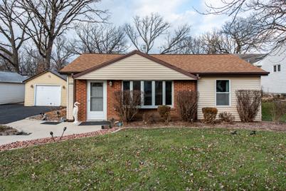 17768 W Iroquois Drive, Grayslake, IL 60030 - Photo 1