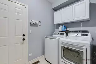 7404 Brentwood Ln, Gurnee, IL 60031 - Photo 23