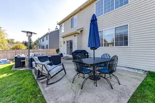 7404 Brentwood Ln, Gurnee, IL 60031 - Photo 43