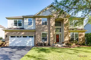 7404 Brentwood Ln, Gurnee, IL 60031 - Photo 1