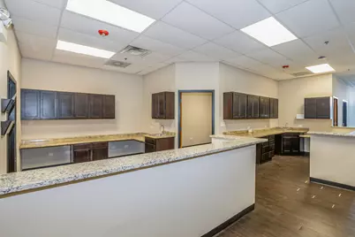 4815 W 95th Street, Oak Lawn, IL 60453 - Photo 7