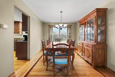 33 Forestview Lane, Aurora, IL 60502 - Photo 5