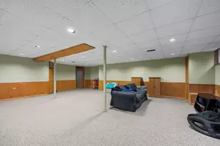 33 Forestview Ln, Aurora, IL 60502 - Photo 23