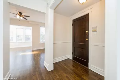 4954 W Augusta Boulevard #2, Chicago, IL 60651 - Photo 11