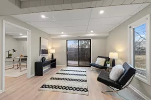 367 Juniper Tree Ct, Hoffman Estates, IL 60169 - Photo 15