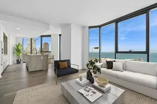 211 N Harbor Dr, Chicago, IL 60601 - Photo 3