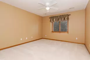 17 Smokey Ct, Bloomington, IL 61704 - Photo 41