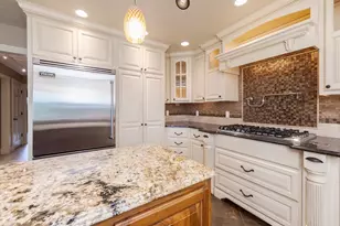 17 Smokey Ct, Bloomington, IL 61704 - Photo 29