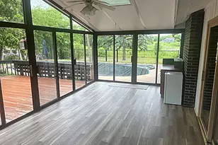 250 Crozier Dr, Grayslake, IL 60030 - Photo 7