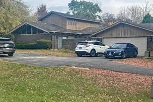 250 Crozier Dr, Grayslake, IL 60030 - Photo 25