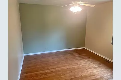 250 Crozier Drive, Grayslake, IL 60030 - Photo 13