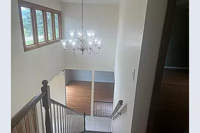 250 Crozier Drive, Grayslake, IL 60030 - Photo 3