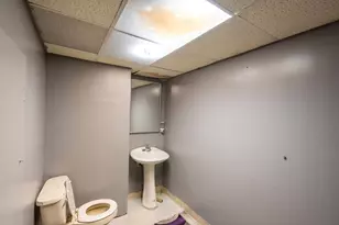 9714 Franklin Ave, Franklin Park, IL 60131 - Photo 15